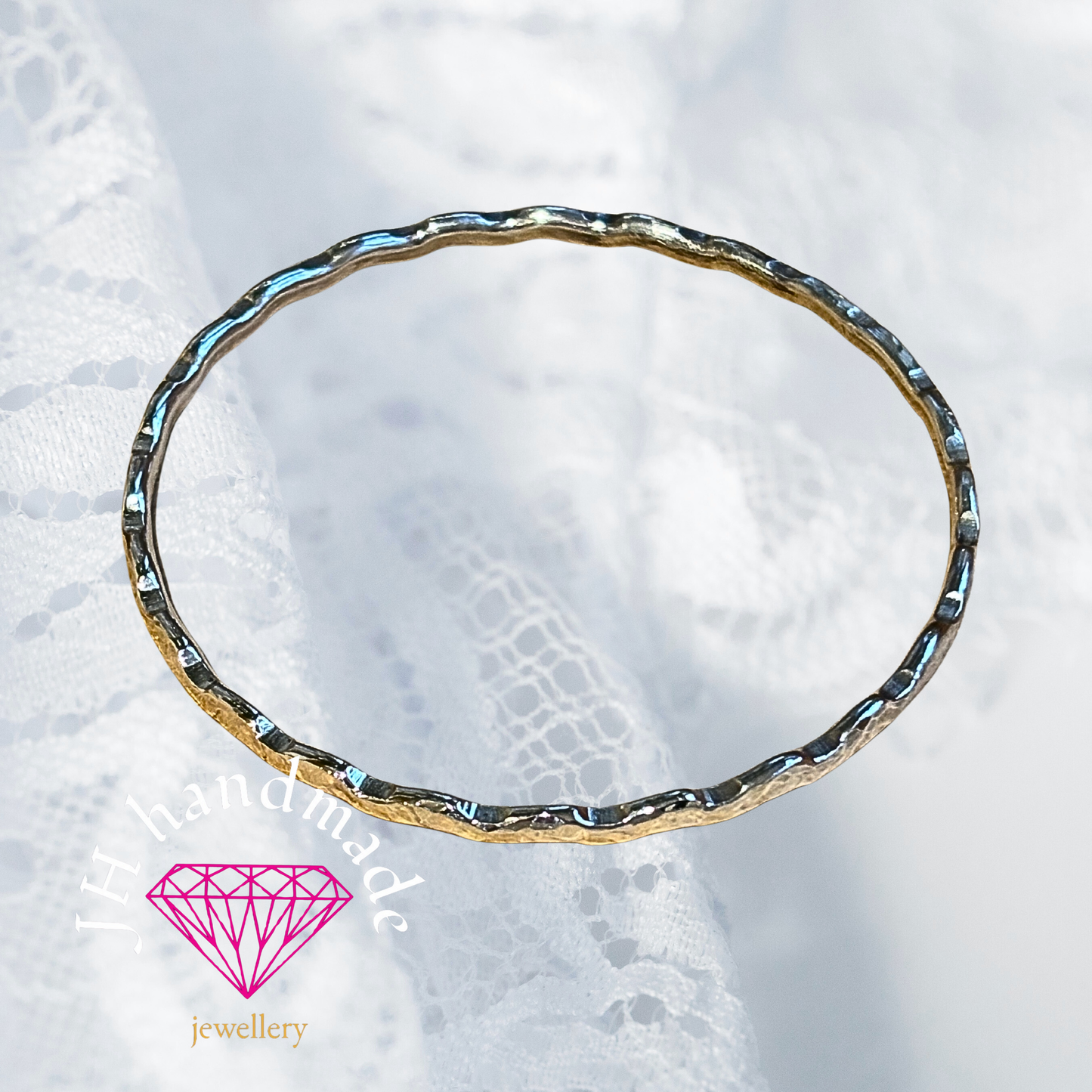 9ct Solid Gold Wave Bangle 3mm Handmade in the uk using sand casting method