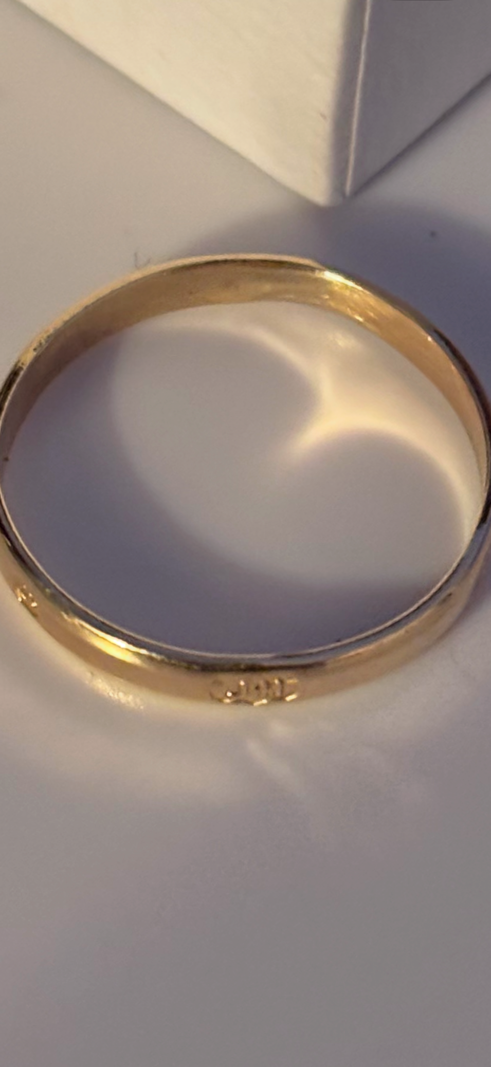 9ct Solid Gold Ring Hallmarked on the outside Handmade