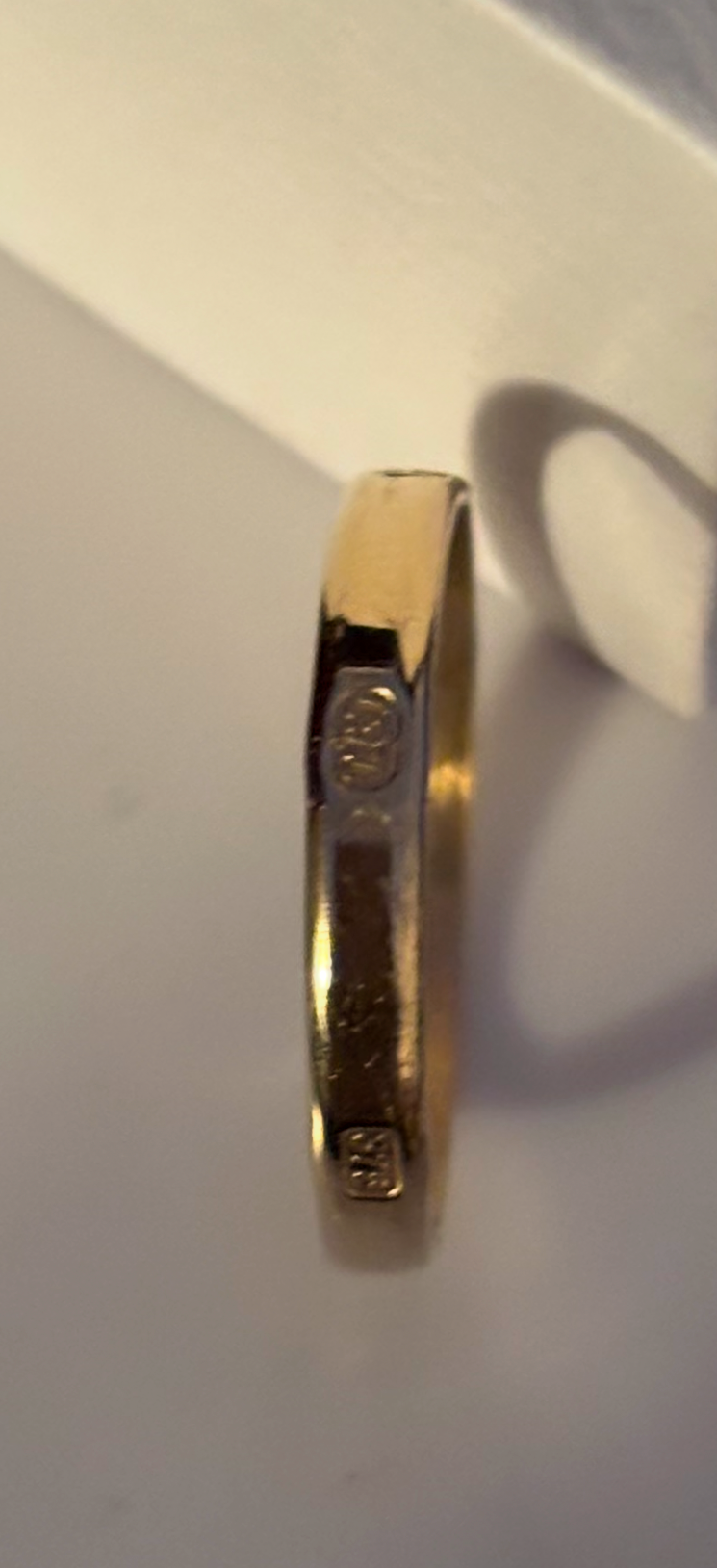 9ct Solid Gold Ring Hallmarked on the outside Handmade